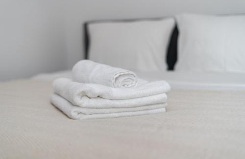 City Centre Apartment | Komorowskiego Riverside Apartment by BookingHost