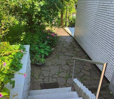 Bienrode Apartment | Komplette Wohnung, ruhig gelegen