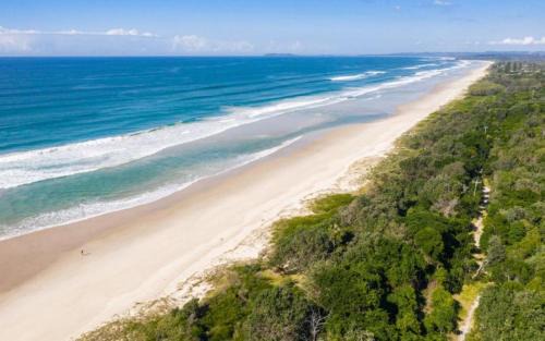 South Golden Beach House | Kookaburras at South Golden - 9min walk to idyllic beach