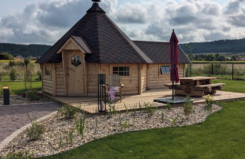 Vignot Cabin | Kota Finlandais Deux Extensions Pour 4 Personnes, Tout Confort