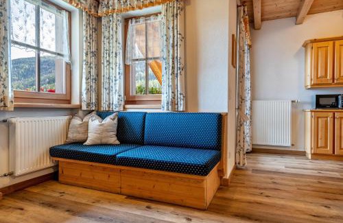 Casola Apartment | Kranebitterhof Apt Enzian