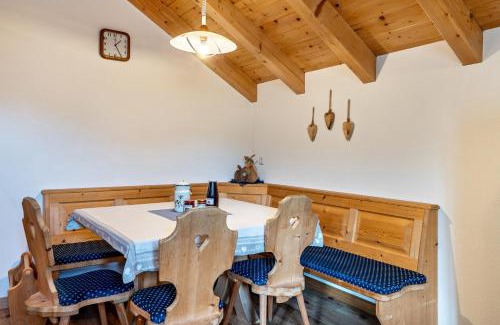 Casola Apartment | Kranebitterhof Apt Enzian