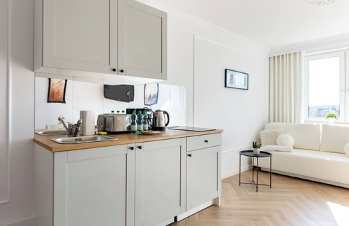 Kamienna Gora Apartment | Krasickiego Chic Studio