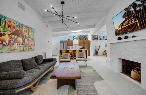 Racquet Club Estates House | Krisel Architectural Delight