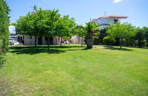 Nea Moudania Villa | Kristie's Villa