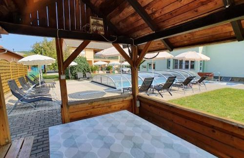 Vonyarcvashegy Apartment | Krisztián Apartmanház