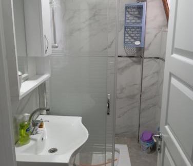 Kandira Apartment | Kuş pansiyon