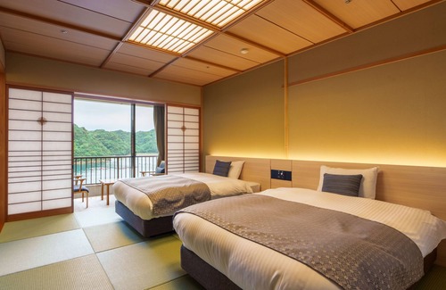 Nachikatsura-cho House | Kumano-bettei Nakanoshima