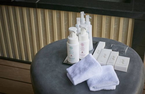 Nachikatsura-cho House | Kumano-bettei Nakanoshima