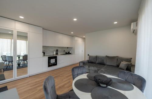 Klaipeda District Municipality Apartment | KURŠIŲ VĖJAS apartamentai Svencelėje pirmame aukšte su terasa