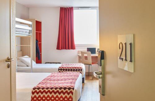 Val-de-Reuil Hotel | Kyriad Rouen Sud - Val de Reuil