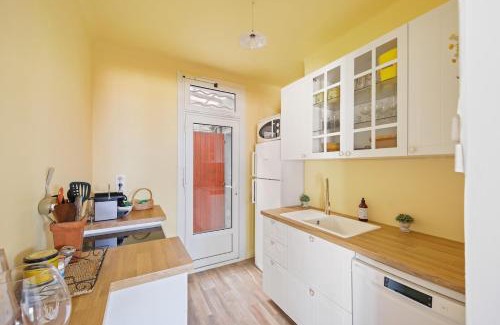 Le Pradet Villa | L'Échappée Bleue Sea view terrace