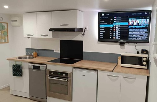 Le Mee-sur-Seine Apartment | L Échappée Verte Souplex Paisible Tout Confort et Bien Équipé