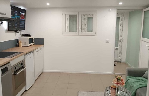 Le Mee-sur-Seine Apartment | L Échappée Verte Souplex Paisible Tout Confort et Bien Équipé