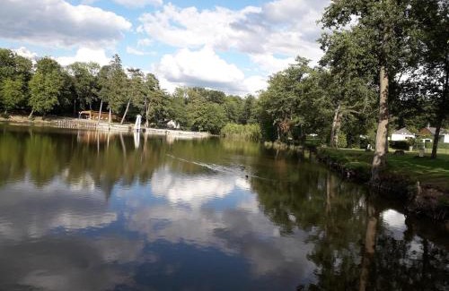Le Nouvion-en-Thierache House | L école buissonnière