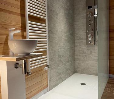 Luneville Bed & Breakfast | L'écolodge de Laeti