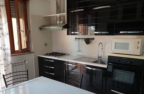 Zona LI La Storta House | L'abbraccio di una casa