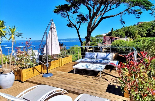 Ile du Levant Apartment | L'Abeste Studio 20m2 Sea view Terrace 30m2, air conditioned