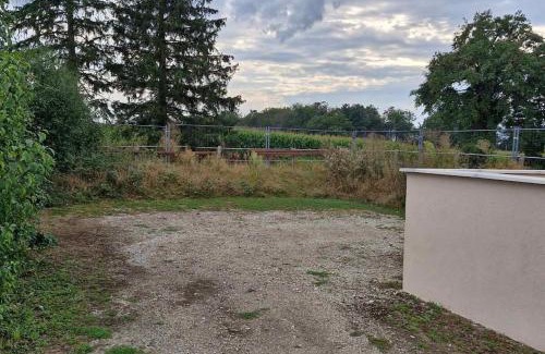 Saint-Etienne-du-Bois Apartment | L'Ain-parfait