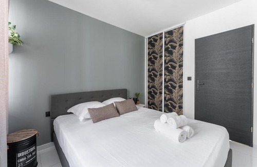 Part Dieu - Bir Hakeim Apartment | L'Amharique - À Lyon, 5min de la gare Part-Dieu