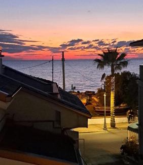 Nicotera Marina Apartment | L'Angolo sul mare