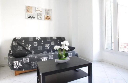 Arpajon Apartment | L'Arpajonnais 4 Cozy Hyper Center 5min N20