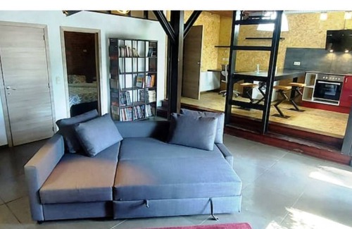 Fayt lez Manage Apartment | L'atelier. 4 à 6 Personnes Parking Gratuit