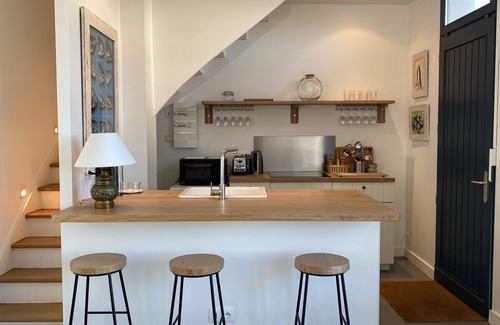 Carantec House | L'atelier de Kerrac'h on Carantec harbour with direct access to the beach