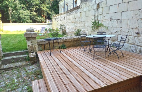 Saumur Apartment | L'eau Reine - Saumur Centre Avec Jardin