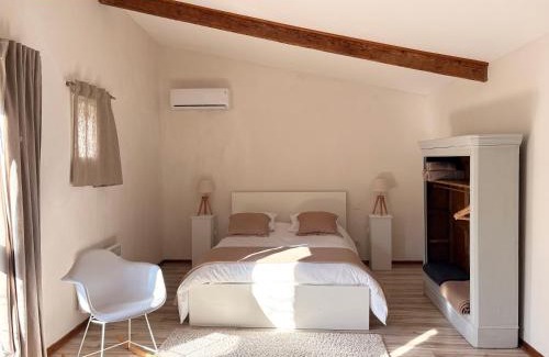 Limoux Apartment | L'Ecurie en ville