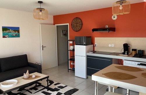 Port-en-Bessin-Huppain Apartment | L'Escale Apartment Port-en-Bessin- Huppain