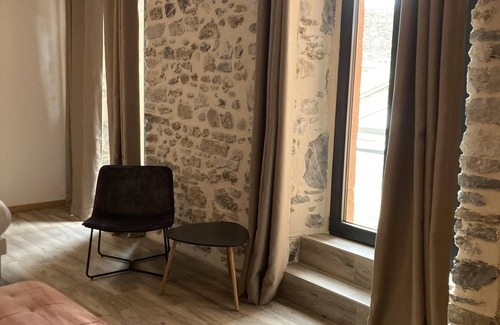 Anduze Hotel | L'hôtel du Garage des Cevennes