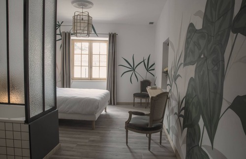 Anduze Hotel | L'hôtel du Garage des Cevennes