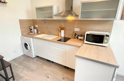 Auch Apartment | L'Ibéris - Toutes les commodités dans la rue - 1er étage