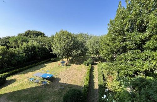 Domfront-en-Champagne House | L'Oasis Familiale - Piscine - Parking - 10 pers
