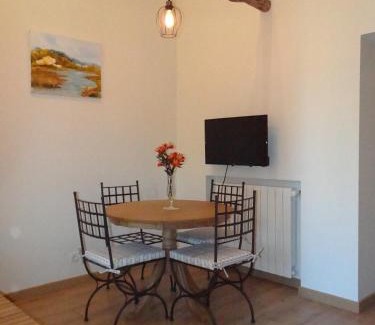 Serignac House | L'Oratori : chambre l'Authentique