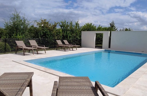 Saint-Colomb-de-Lauzun Villa | L'Ostau, Charming and Pool, 6p in Périgord, 135m2