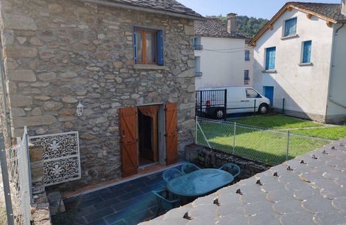 Querigut House | L'Oursonnière de la Rende