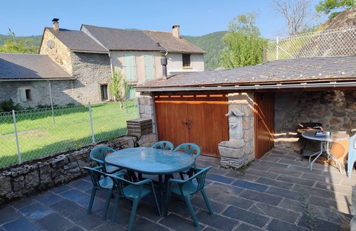 Querigut House | L'Oursonnière de la Rende