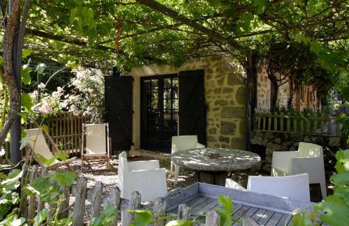 Saint-Dizier-la-Tour House | L'Oustal du Domaine de Louveraude