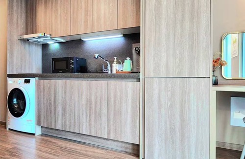 Haeundae Apartment | L26-2[Newly Built/합법숙소][고층오션뷰/핵심번화가/해변5분/지하철역3분]