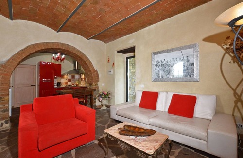 San Pietro in Bossolo Apartment | La Badia 3, Tavarnelle Val di Pesa, Italy