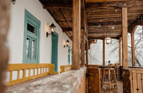 Borsa House | La bujda lu mosu