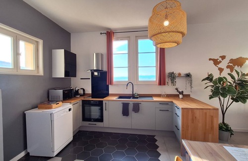 Oingt Apartment | LA BULLE DORÉE comfortable apartment & spa Oingt