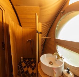 Malaia Other | La Căruțe