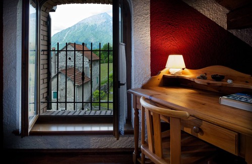 Ponte nelle Alpi House | La Casa Gingelina in the heart of the Dolomites