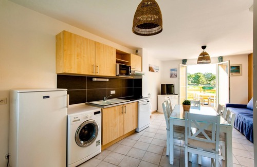 Cabries Apartment | La Cabre d'Or - Duplex climatisé avec piscine partagée