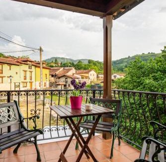 Santianes de Ola House | La Carteria casa rural