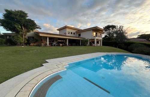 Cerritos Bed & Breakfast | La Casa de los Libros