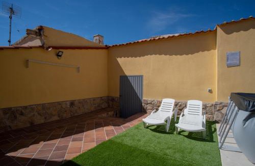 Arevalo House | La Casa del Castillo